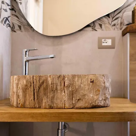 Dharma Luxury Pensión