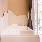 Dharma Luxury Λα Σπέτσια