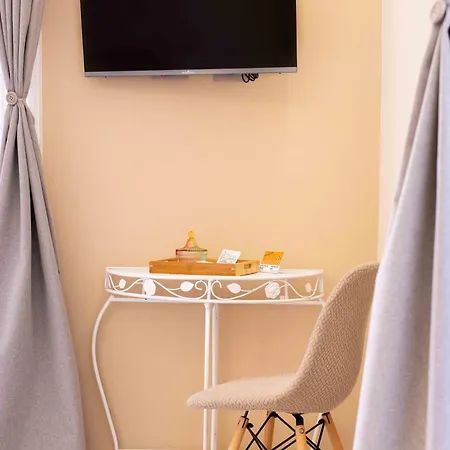 Gasthuis Dharma Luxury La Spezia